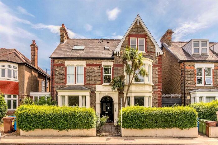 1 Bedroom Flat To Rent In Colyton Road, East Dulwich, London SE22