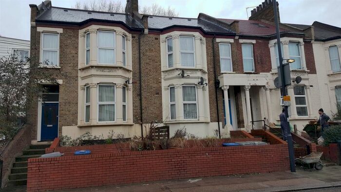 Studio To Rent In Acton Lane, NW10