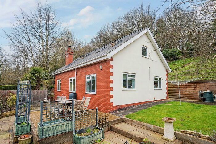 4 Bedroom Detached House For Sale In Worcester Road, Tenbury Wells, WR15