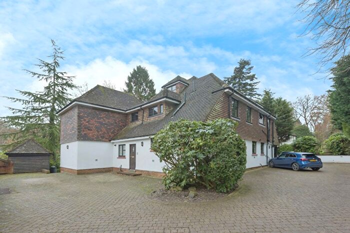 1 Bedroom Flat For Sale In Warwick Park, Tunbridge Wells, Kent, TN2