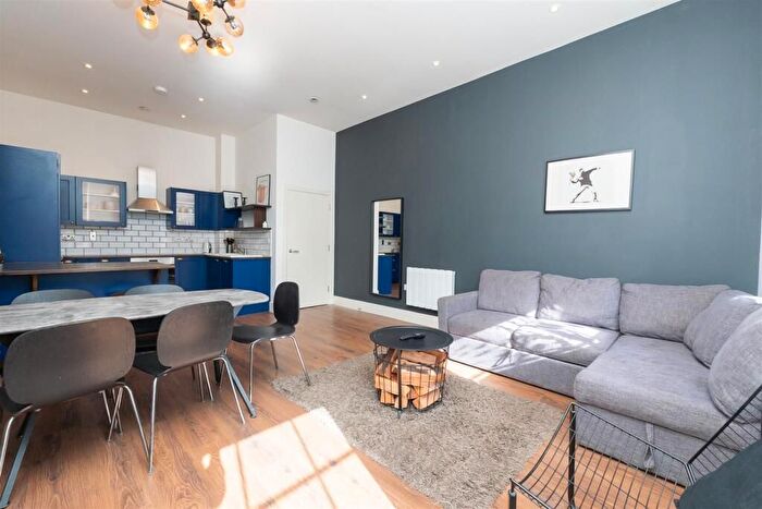 2 Bedroom Flat To Rent In Apartment, Portland Square, Bristol, BS2