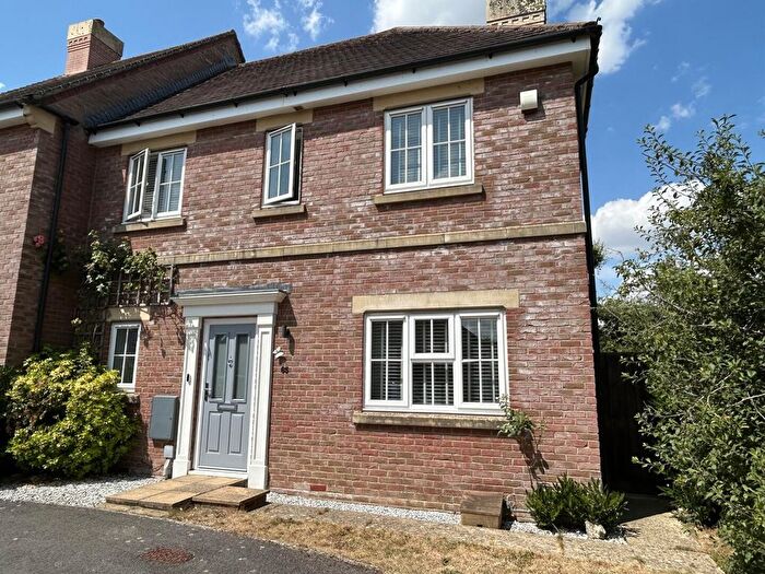 3 Bedroom Property To Rent In King John Road, Gillingham, SP8