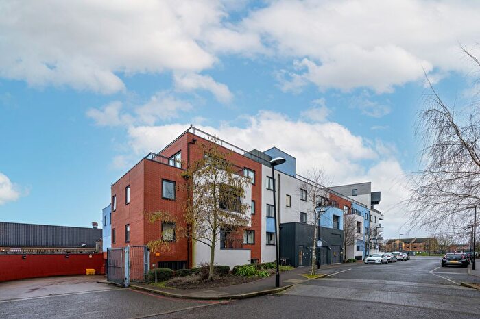 1 Bedroom Flat For Sale In Southall, UB2