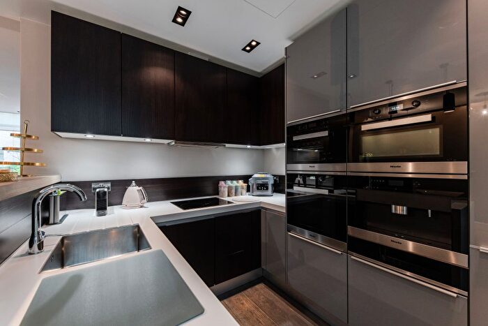 3 Bedroom Terraced House For Sale In Young Street, London, W8