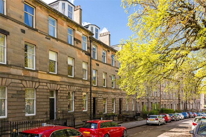 3 Bedroom Apartment For Sale In Bellevue Crescent, Edinburgh, EH3