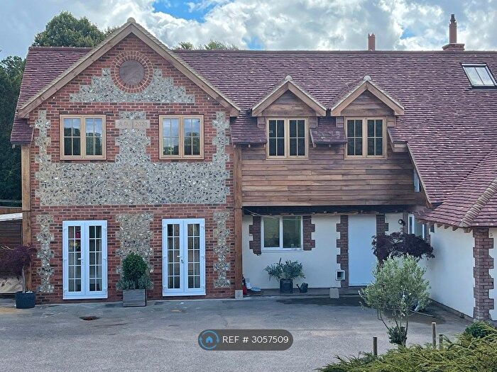 1 Bedroom Maisonette To Rent In Alandale House, Bramdean, Alresford, SO24