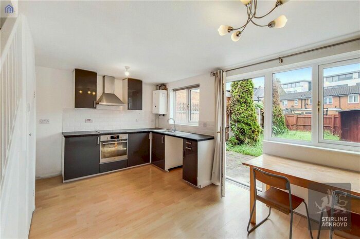 3 Bedroom Terraced House To Rent In John Silkin Lane, London, SE8