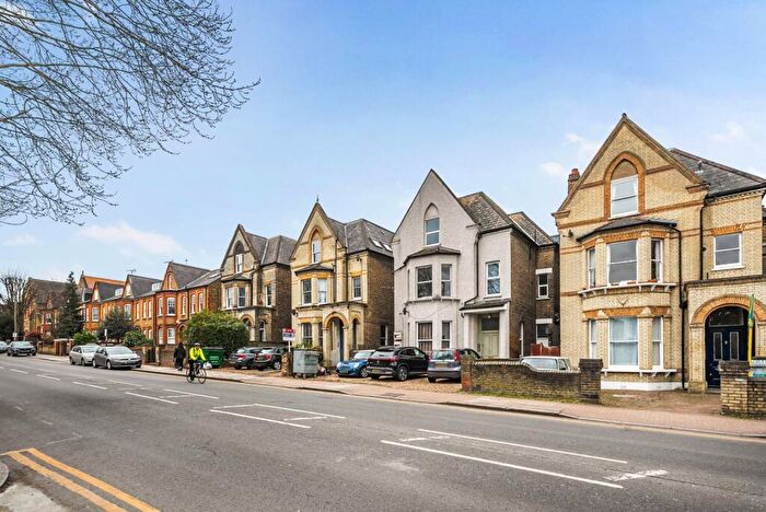 1 Bedroom Flat To Rent In Bedford Hill, Balham, London, SW12