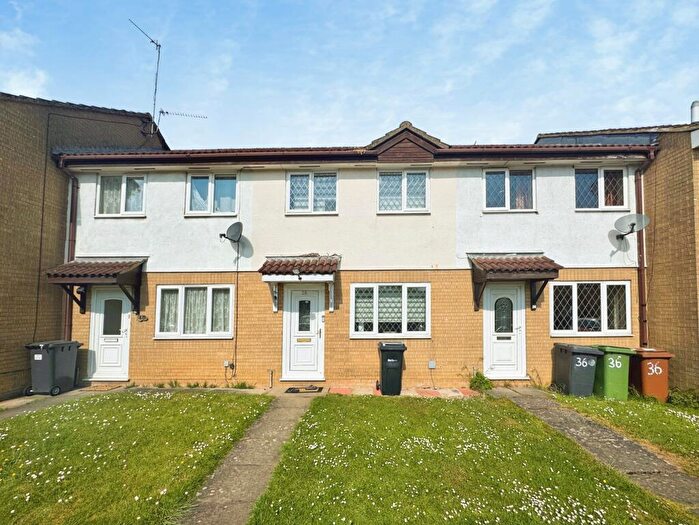 2 Bedroom Terraced House For Sale In Swale Drive, Wellingborough, NN8