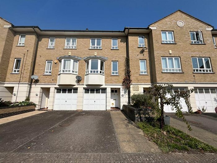 4 Bedroom Terraced House To Rent In May Bate Avenue, Kingston Upon Thames, KT2