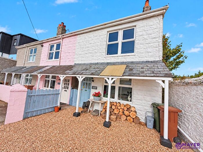 2 Bedroom Cottage For Sale In Park Lane, Plymouth, PL9