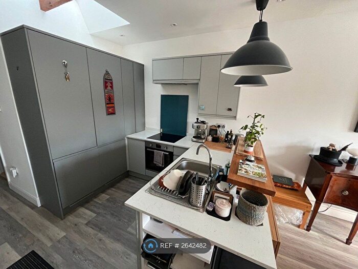 1 Bedroom Flat To Rent In John Street, Tunbridge Wells, TN4