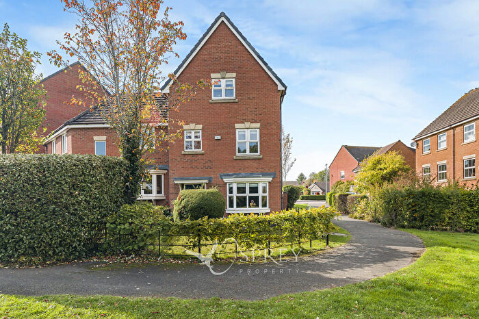 4 Bedroom Semi-Detached House To Rent In Pilton Close, Oakham, LE15