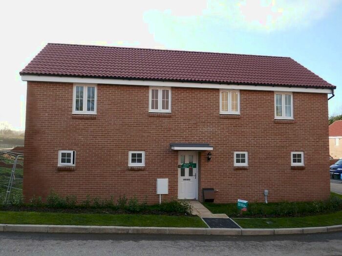 2 Bedroom Coach House To Rent In Houndstone, Yeovil, BA22