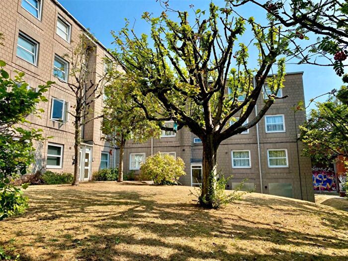 Studio For Sale In Dighton Court, Bristol, BS2