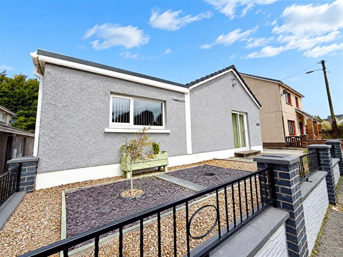 2 Bedroom Detached Bungalow For Sale In Llanybydder, Carmarthenshire, SA40
