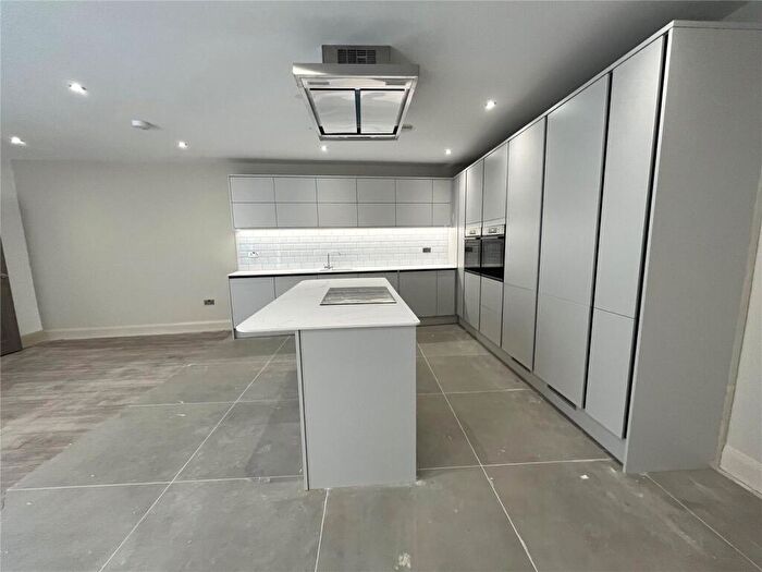2 Bedroom Apartment To Rent In Fore Street, Trowbridge, BA14