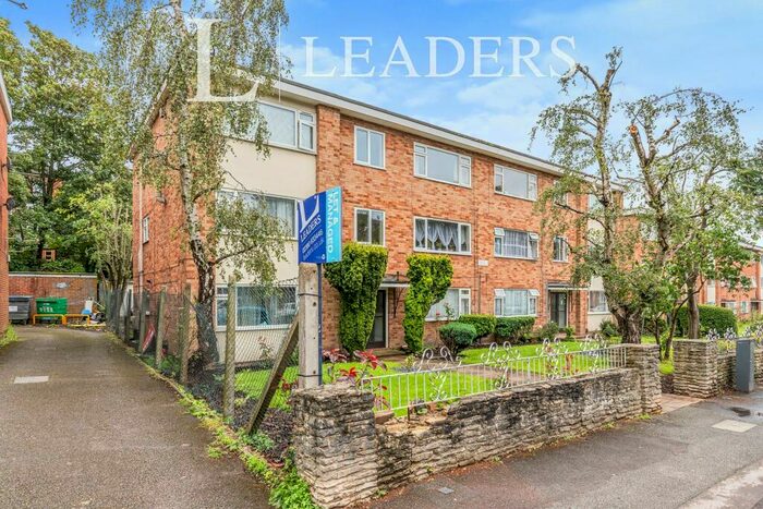 1 Bedroom Apartment To Rent In Bartlett House, Woodside Road, SO17