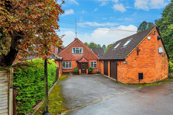 4 Bedroom Detached House For Sale In Bullswater Common, Pirbright, Surrey GU24