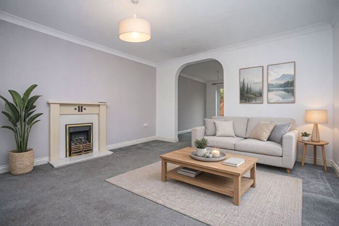 4 Bedroom Detached House To Rent In Triscombe Way, Cheltenham, Gloucestershire, GL51