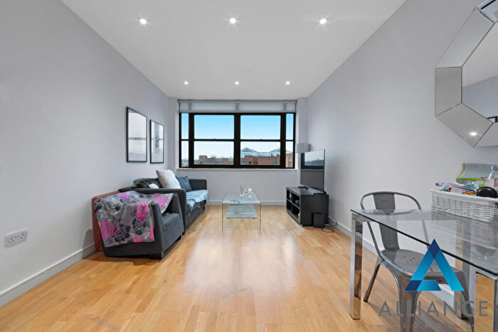 1 Bedroom Flat To Rent In Scimitar House, Eastern Road, Romford, Essex, RM1