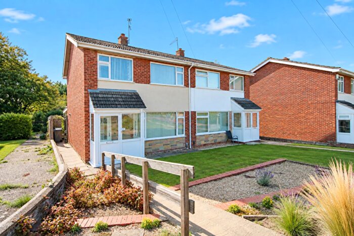 3 Bedroom Semi Detached House For Sale In Warren Close, Old Catton, NR6