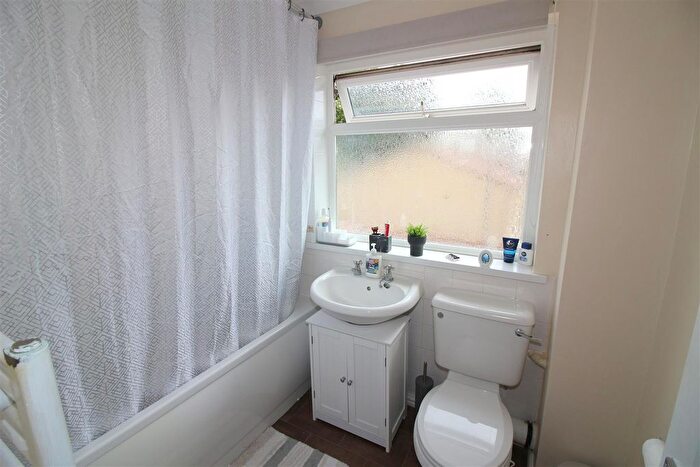 2 Bedroom Terraced House For Sale In Buller Park, Saltash, PL12