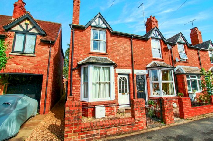 2 Bedroom End Of Terrace House To Rent In Whitemoor Road, Kenilworth, CV8