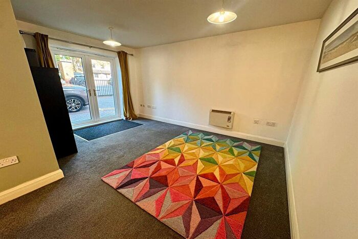 2 Bedroom Apartment For Sale In Withington Road, Whalley Range, M16