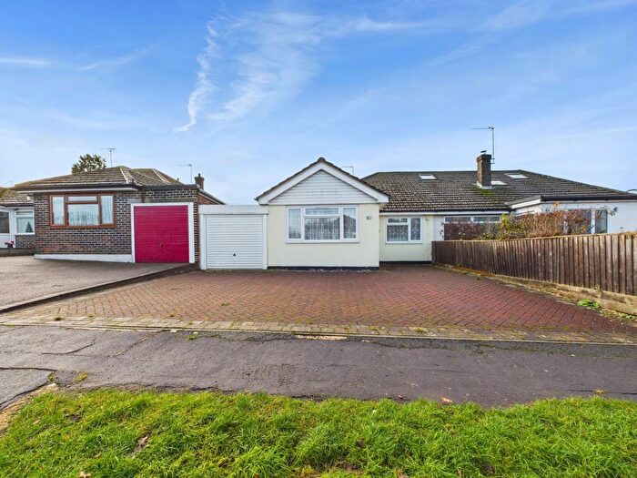 3 Bedroom Bungalow For Sale In Ashfield Road, Chesham, Buckinghamshire, HP5