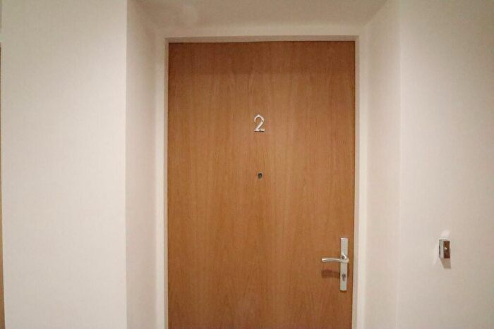 1 Bedroom Flat To Rent In Farwig Lane, Bromley, BR1