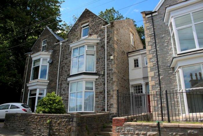 1 Bedroom Flat To Rent In Heathfield, Swansea, SA1