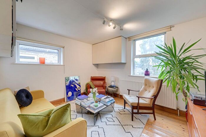1 Bedroom Flat To Rent In Kilmorie Road, Forest Hill, SE23