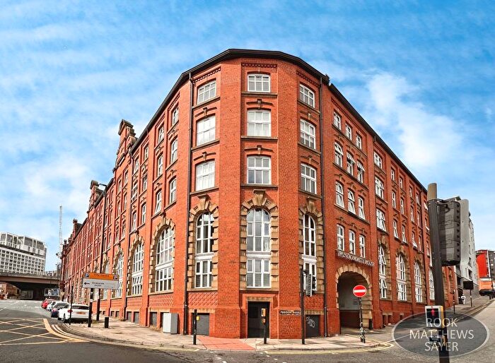 3 Bedroom Flat For Sale In Pandongate House, City Road, Newcastle Upon Tyne, NE1