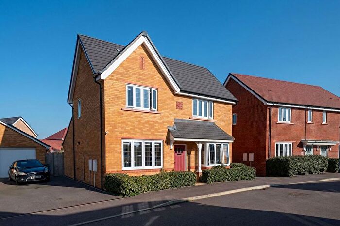 4 Bedroom Detached House For Sale In Folly Road, Swavesey, CB24