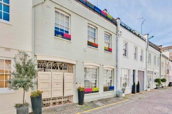 3 Bedroom Property To Rent In Princes Gate Mews, London, SW7