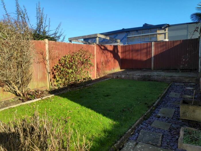 2 Bedroom Terraced House To Rent In Wilmots Close, Reigate, RH2