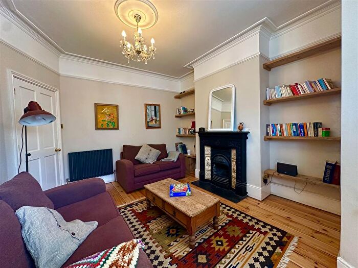 3 Bedroom Terraced House For Sale In Silverlands Road, St Leonards, TN37