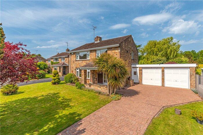 4 Bedroom Detached House For Sale In Ash Hill Drive, Leeds, West Yorkshire, LS17