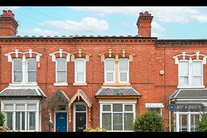 3 Bedroom Terraced House To Rent In Herbert Road, Smethwick, B67