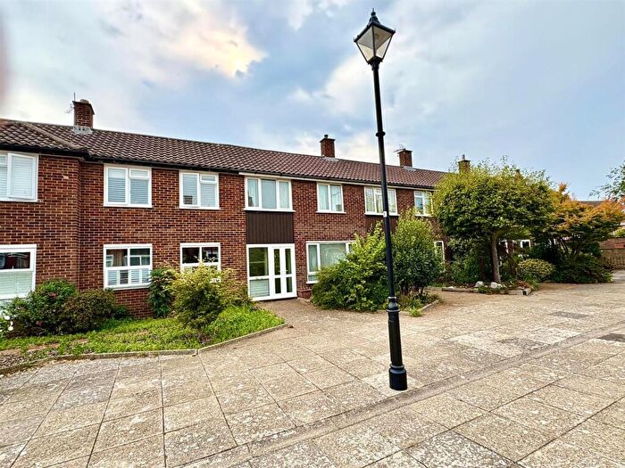 3 Bedroom Terraced House For Sale In St. Thomas's Court, Old Portsmouth, PO1