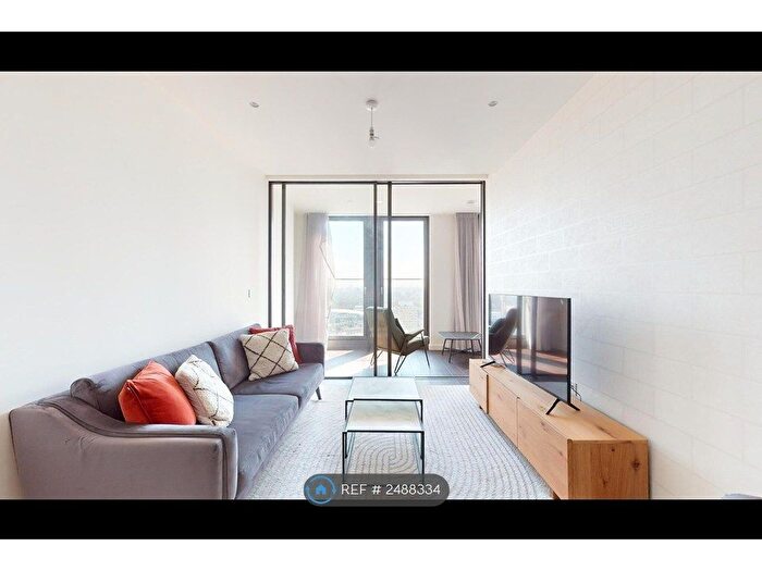 2 Bedroom Flat To Rent In Damac Versace Tower, London, SW8