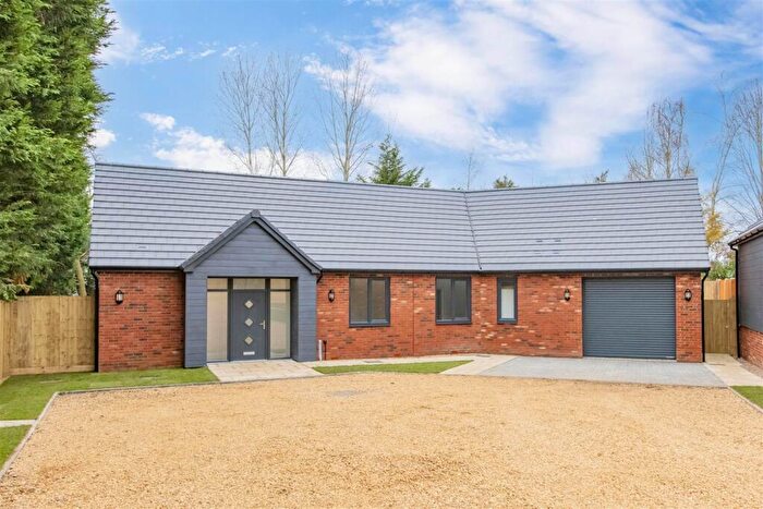 4 Bedroom Bungalow For Sale In Polwell Lane, Barton Seagrave, NN15