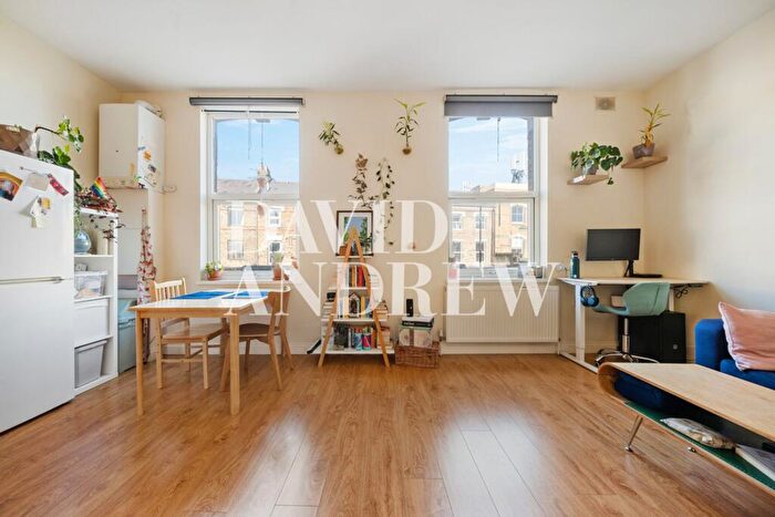 1 Bedroom Flat To Rent In Blackstock Road, London, N4