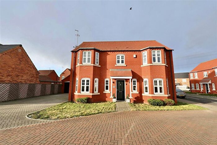 4 Bedroom Detached House For Sale In Grosvenor Road, Kingswood, Hull, HU7
