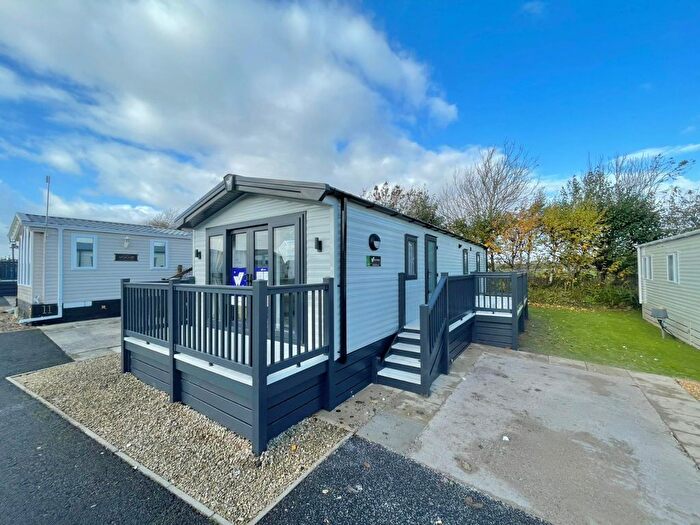 2 Bedroom Chalet For Sale In Dover Caravan Park, Blackpool, FY3
