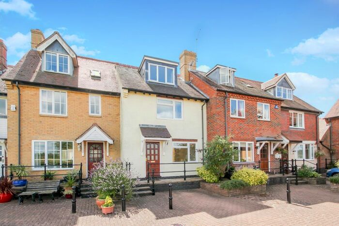 3 Bedroom Terraced House To Rent In Fishermans Wharf, Abingdon, OX14