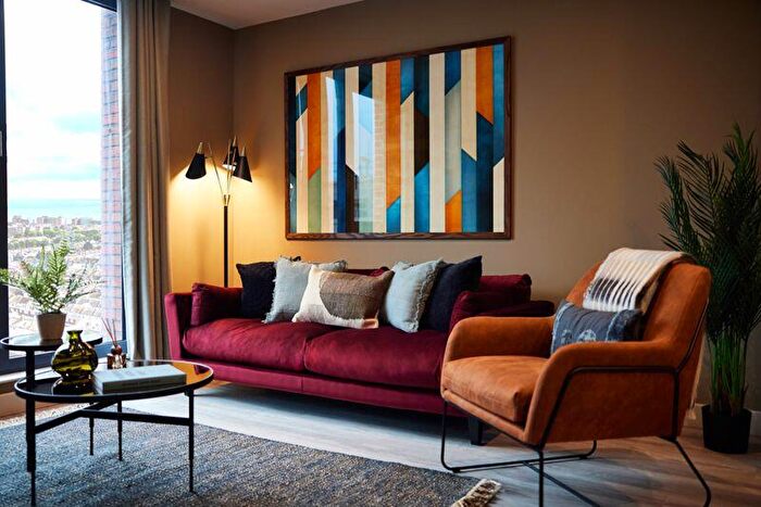 1 Bedroom Apartment To Rent In Premium Bedroom Apartment- Boulevard Place, Hove, BN3