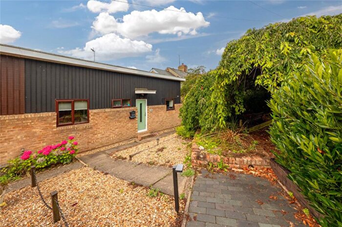 2 Bedroom Bungalow For Sale In Park Hill, Ampthill, Bedfordshire, MK45
