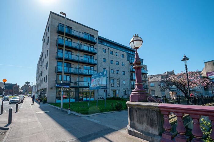 2 Bedroom Flat For Sale In Bridge Street, Paisley, PA1